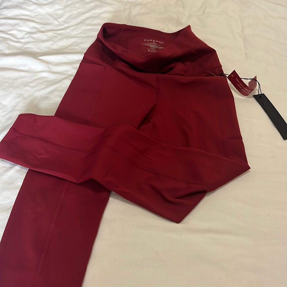 Carbon 38 Maroon 7/8 Leggings